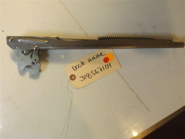 FRIGIDAIRE STOVE 318567104 Hinge,oven Door USED FRIGIDAIRE STOVE 318567104 Hinge,oven Door USED